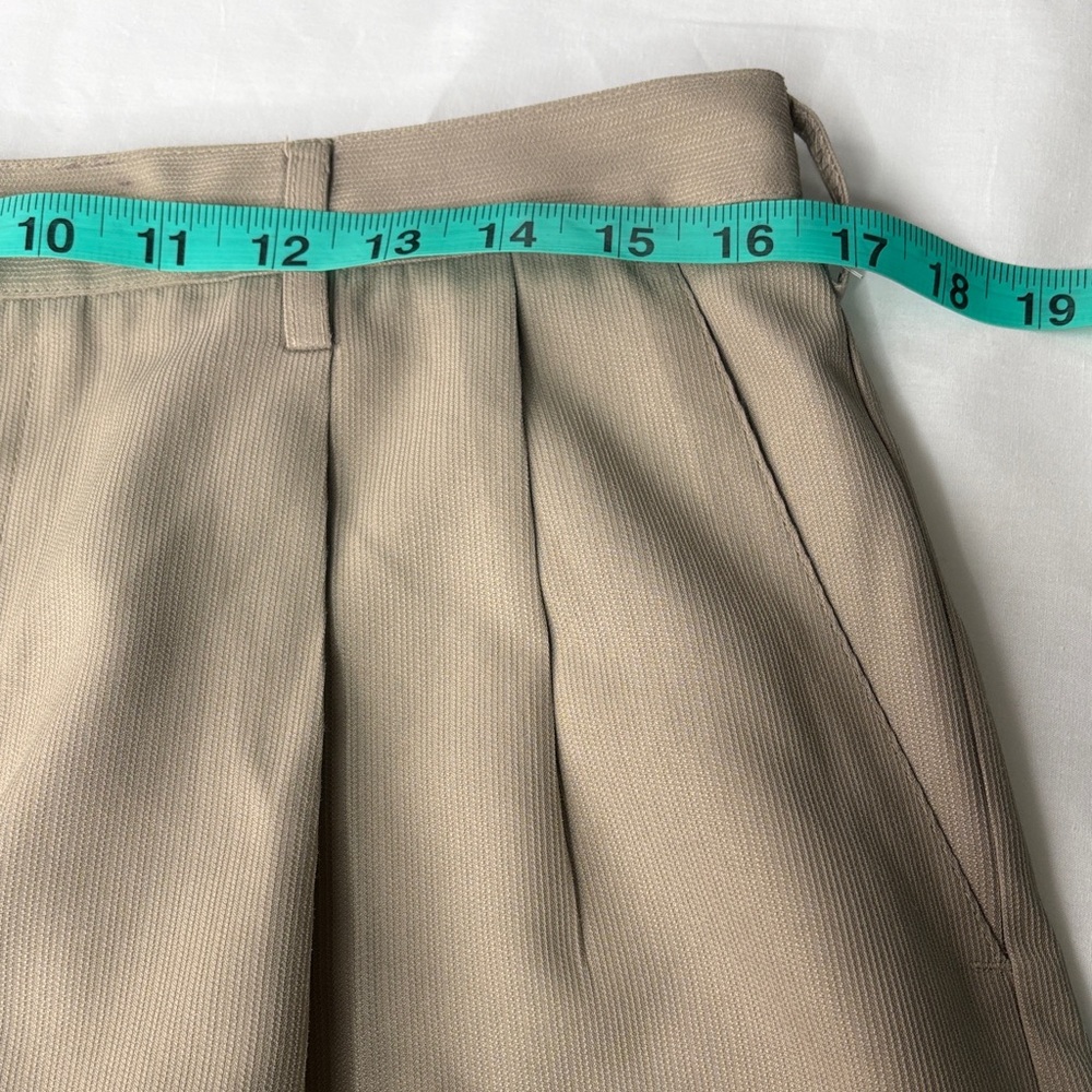 🟡 Nike Golf Shorts Mens 34 Beige Tan Pleated Performance Polyester 🟡 - Picture 7 of 12